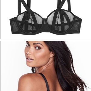 Victoria Secret sexy bra without tags - Strappy & mesh Size 38D comes w/ panties